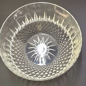 Vintage Arcoroc France Clear Glass Diamond Starburst Bowl 8” Diameter